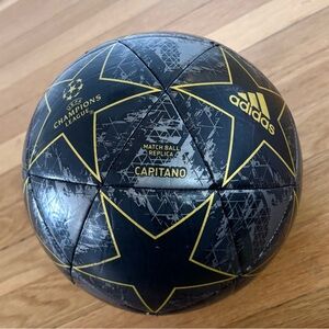 Adidas x Champions League Capitano Replica Match Ball Black Yellow Size 5 Rare